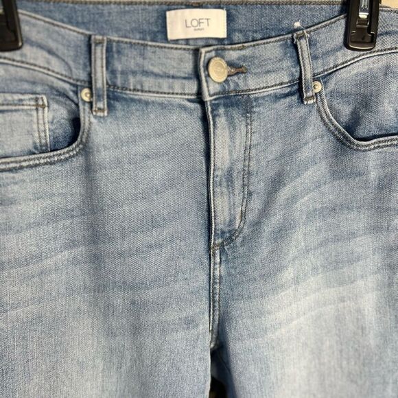Loft Boot Cut mid rise denim jeans light Wash Size 8 - Picture 9 of 16